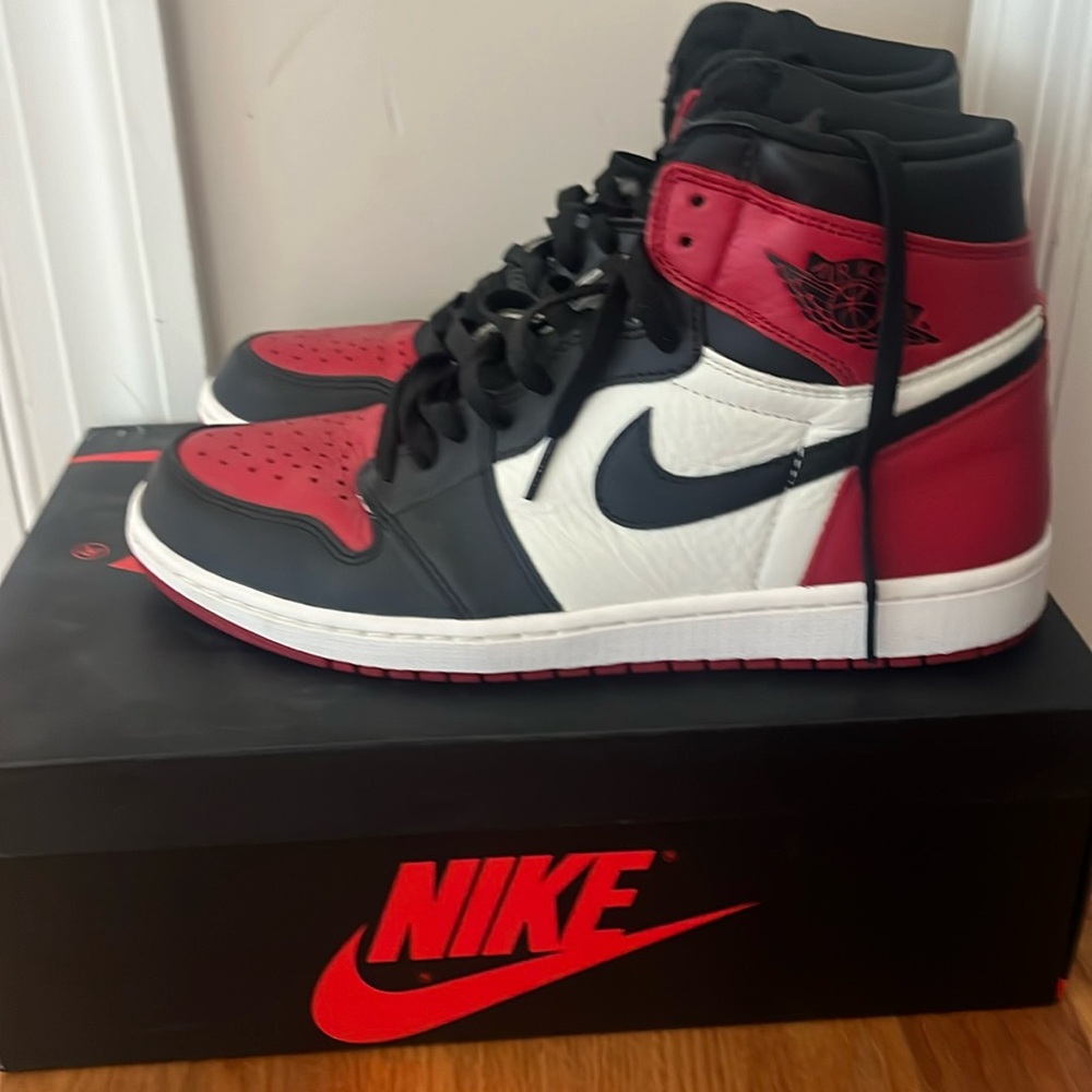 Air Jordan 1 Retro High OG 'Bred Toe'